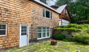 17 Croto Ln, Albany, NH 03818