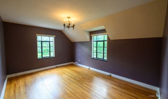 1 Northwood Dr, Athens, OH 45701