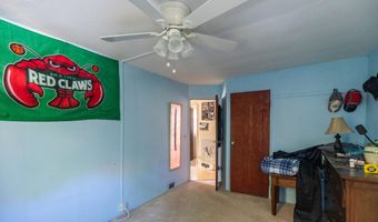 863 Minot Ave, Auburn, ME 04210