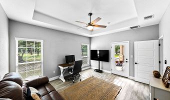 156 Crescent Rdg, Adkins, TX 78101
