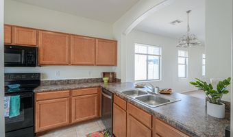 1581 E DESERT BREEZE Dr, Casa Grande, AZ 85122