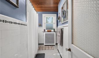 2051 W Livingston St, Allentown, PA 18104