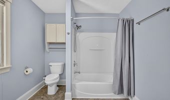 405 Silver St, Akron, OH 44303