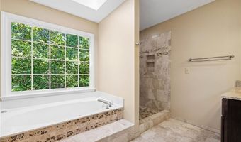 3195 Waters Mill Dr, Alpharetta, GA 30022