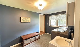 237 E Dahlstrom Ave, Appleton, MN 56208