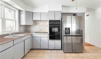 428 Virginia Ave, Staten Island, NY 10305