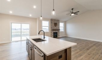 4407 NE 8th St, Ankeny, IA 50021