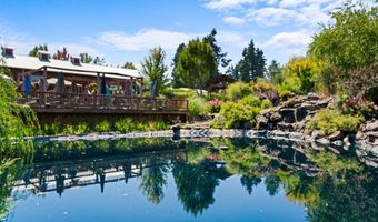 21338 OAK Ln, Aurora, OR 97002