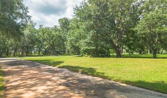 10158 E Shorecrest Rd, Biloxi, MS 39532