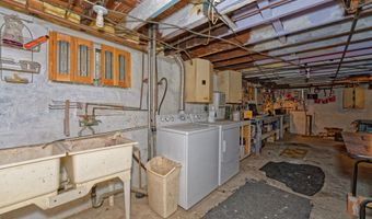 22 Lawnridge Ave, Albany, NY 12208