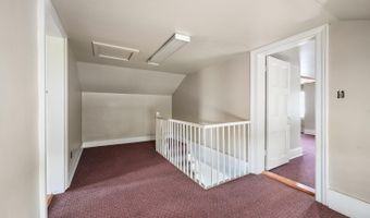 724 Green Blvd, Aurora, IN 47001
