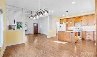 45 Verde Dr, Asheville, NC 28806