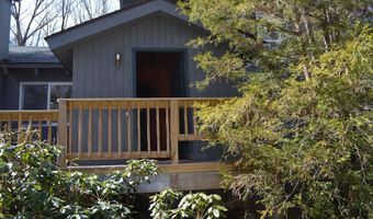 113 Iroquois Ave, Becket, MA 01223