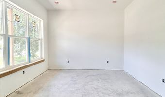 34 Smart Ln, Bella Vista, AR 72715