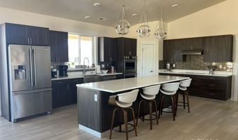 1095 E Canyon Dr, Big Water, UT 84741