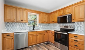 224 SHOAL CREST Dr, Ashville, AL 35953