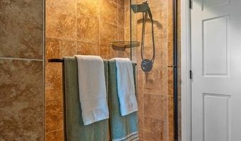 103 Hyde Lake Rd, Bennington, OK 74723