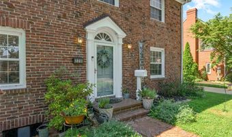 228 Kenwick Dr, Akron, OH 44313
