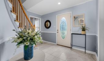 3716 KRYSIA Ct, Annandale, VA 22003