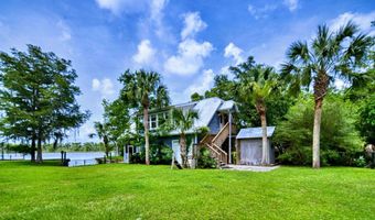 162 Pogy Rd, Apalachicola, FL 32320