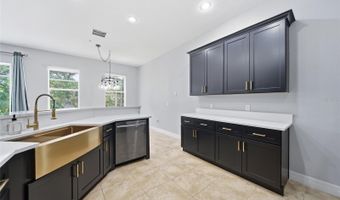 515 VILLA TREVISO Ct, Apollo Beach, FL 33572