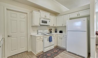 921 Hollyhock Ct, Boiling Springs, SC 29316