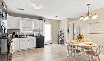 24 S Craves Cir, Bells, TN 38006