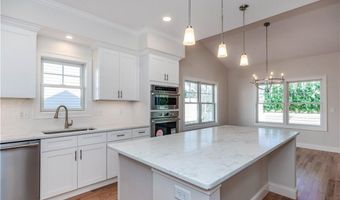 18 Hampton Rd 21, Coventry, RI 02816