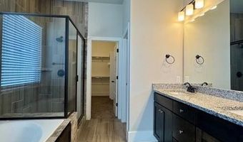 2007 SW Hampton Ave, Bentonville, AR 72713