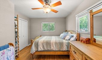 1239 Dossett St, Athens, TN 37303
