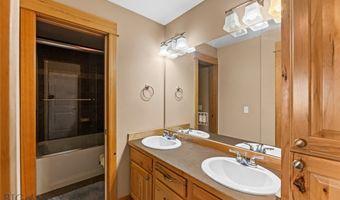 948 Flanders Creek Ave, Bozeman, MT 59718