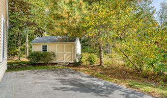 34 Hanover Farms Rd, Bolton, CT 06043