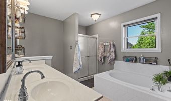 7723 Donnehan Ct, Indianapolis, IN 46217