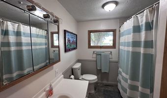 128 Mark St, Aurora, NE 68818