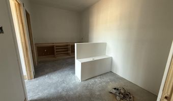5701 Red Leaf Dr, Benton, AR 72019