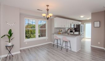 1892 Lindsay Ln, Ann Arbor, MI 48104