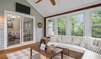 130 Plain Rd, North Kingstown, RI 02852