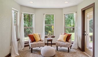 10168 STAYTON Rd, Aumsville, OR 97325