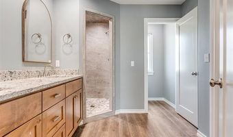 5916 Coldspring Ln, Bartlesville, OK 74006