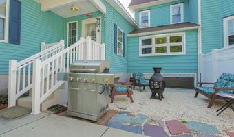 15 W Bolton Ave, Absecon, NJ 08201