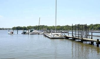 1330 WASHINGTON Dr, Annapolis, MD 21403