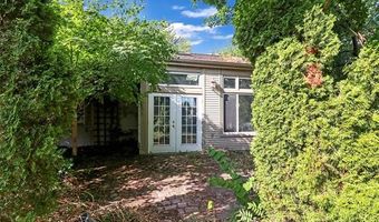 8027 Kolb Ave, Allen Park, MI 48101