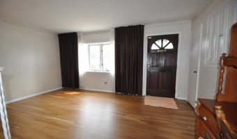19 Clark Pl, Avenel, NJ 07001