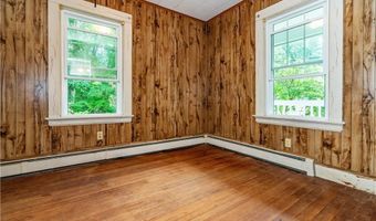 3442 Flat River Rd, Coventry, RI 02816