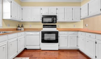 816 Partridge Dr, Albany, GA 31707