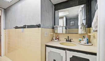 529 Tranquility Dr, Alloway, NJ 07422