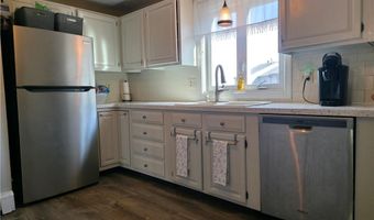 31 Primrose Ln D, North Providence, RI 02904