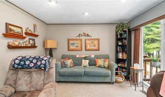 36 Primrose Ln 36, North Providence, RI 02904