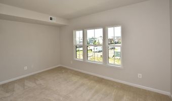 43398 APPLE ORCHARD Sq, Ashburn, VA 20148