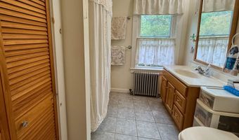 414 Park St, Bennington, VT 05201